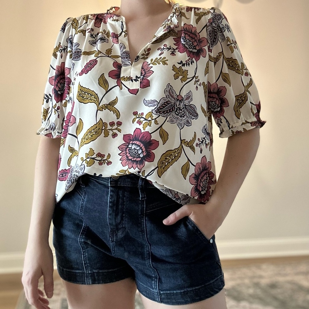 Ann Taylor Cream Floral Split Neck Blouse with Puff Sleeves